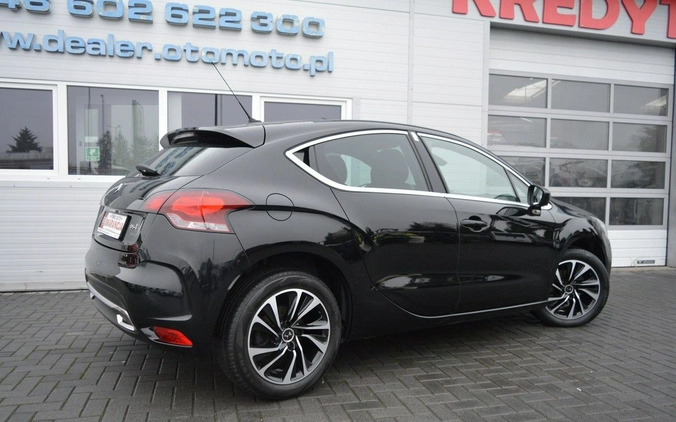 Citroen DS4 cena 46900 przebieg: 104000, rok produkcji 2017 z Hrubieszów małe 704